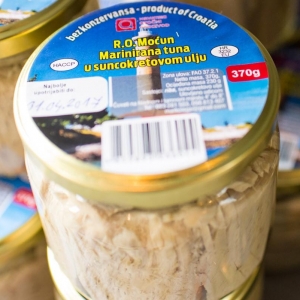 Marinirana tuna u suncokretovom ulju
