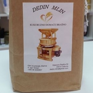 Domaće kukuruzno brašno 1kg